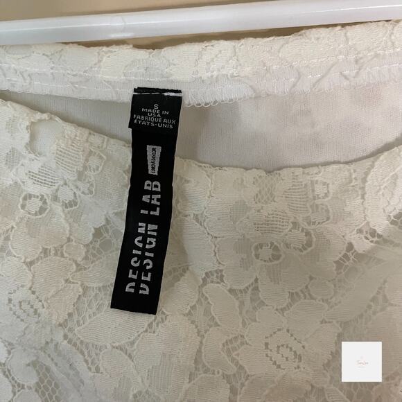 Design Lab Small Cropped White Lace Baby Doll Short Sleeve Shirt - Picture 3 of 3